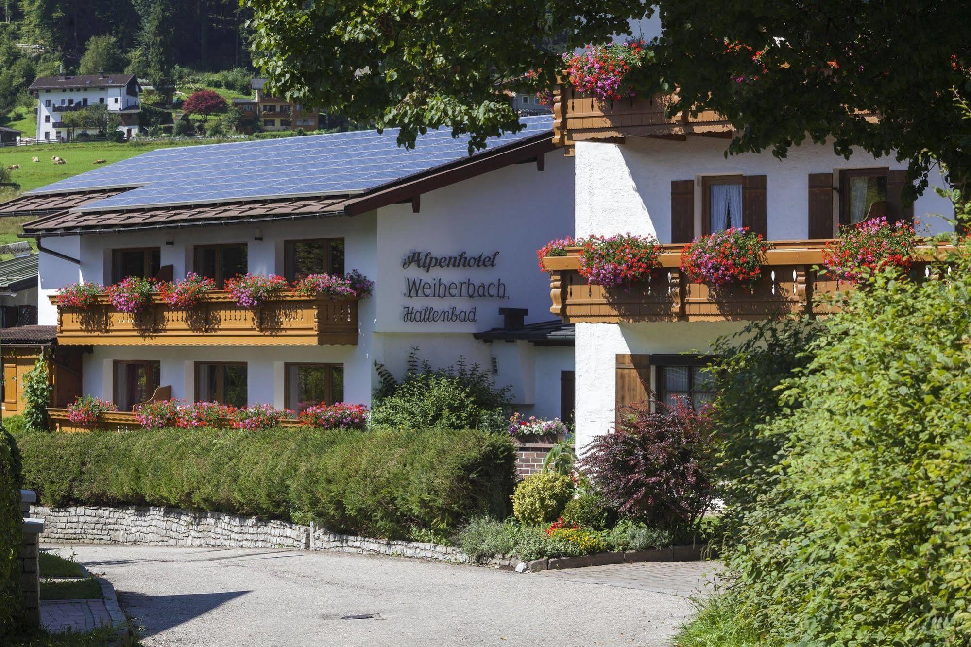 Alpenhotel Weiherbach Berchtesgaden Hallenbad Und Sauna מראה חיצוני תמונה